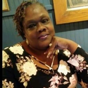 Meet your Posher, Regina